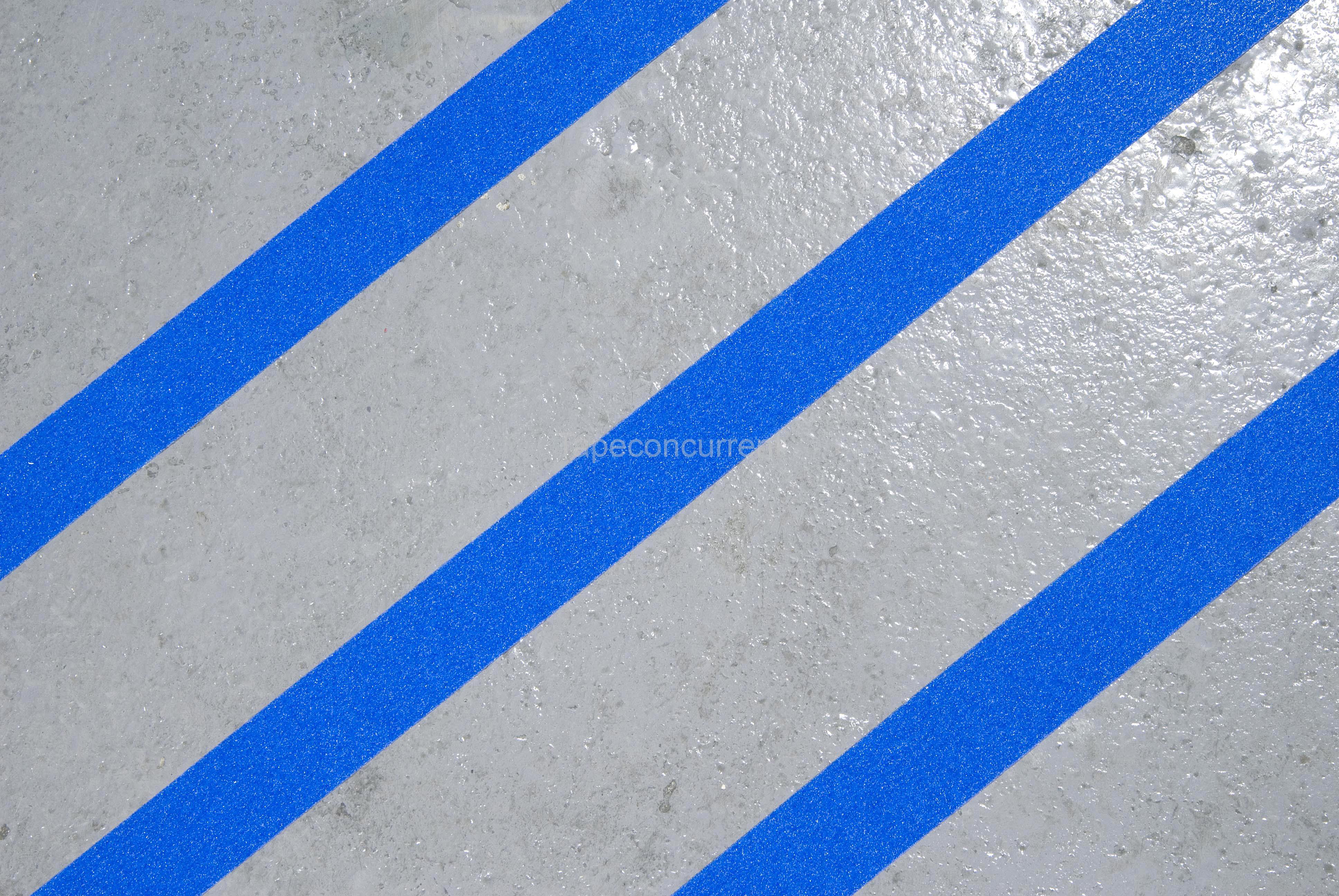 5886 Antislip tape met korrel 25mm x 18 meter Blauw